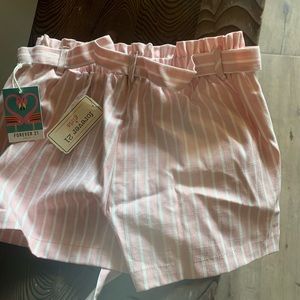 NWT F21 shorts